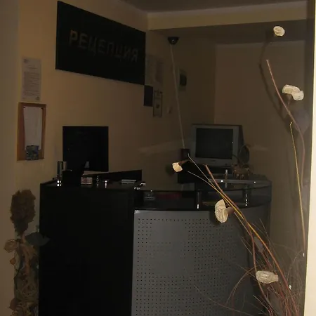 Sunny Paradise Family Hotel 3*