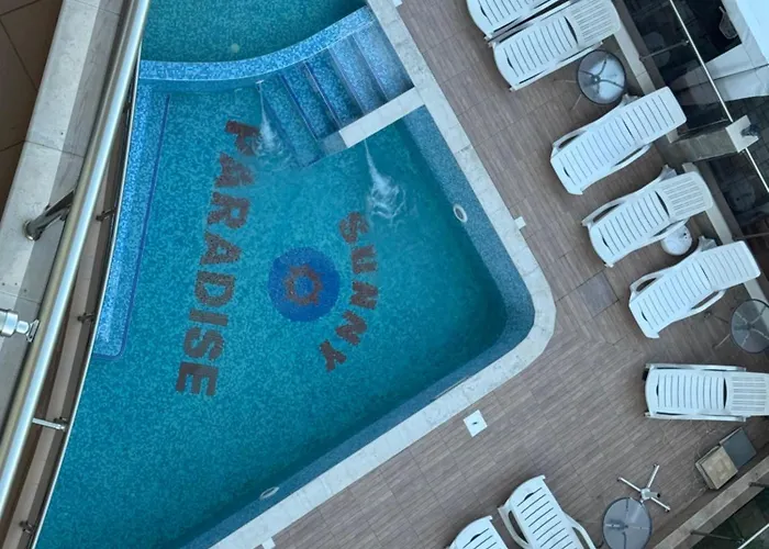 съни парадайс семеен