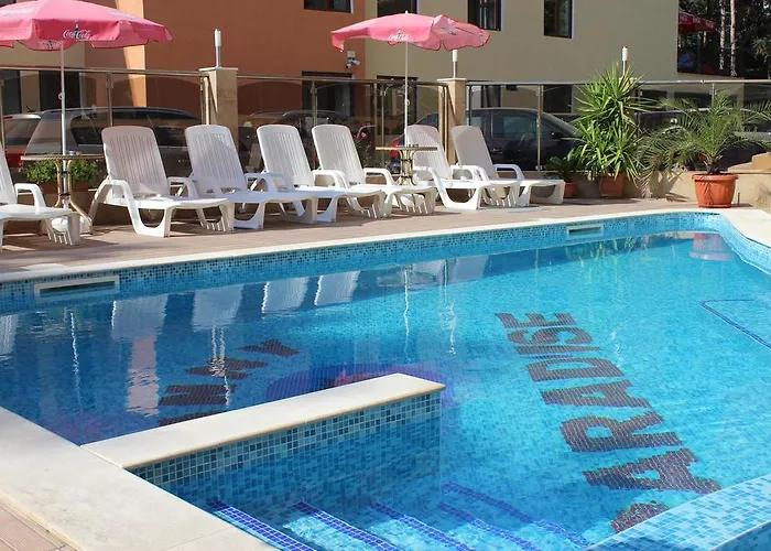 съни парадайс семеен