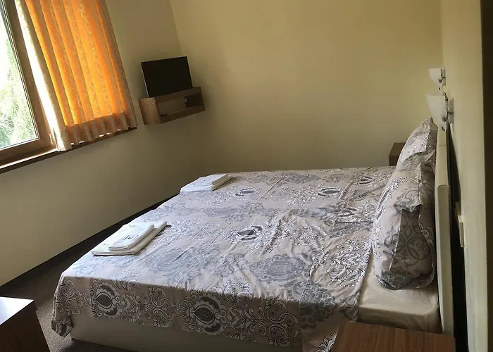 съни парадайс семеен Хотел