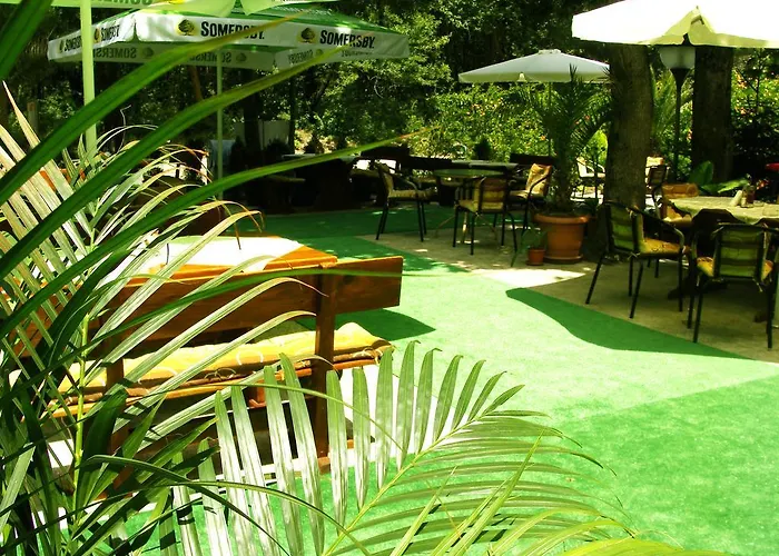 съни парадайс семеен Китен