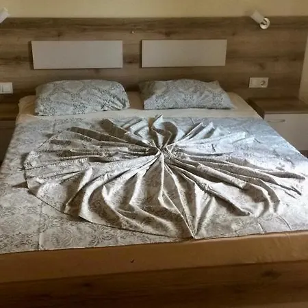 Sunny Paradise Family Otel