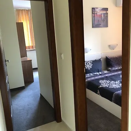 Sunny Paradise Family Otel