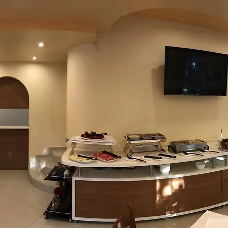 Sunny Paradise Family Otel