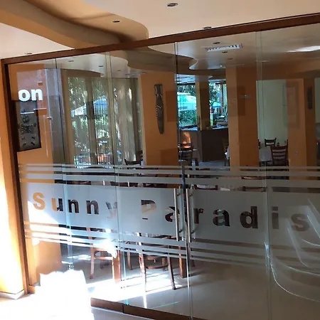 Otel Sunny Paradise Family