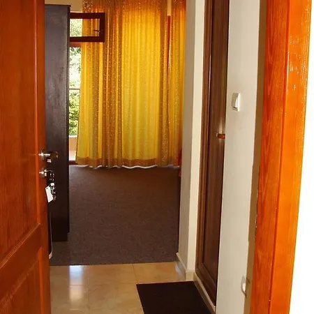 Sunny Paradise Family Naousa