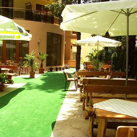 Sunny Paradise Family 3*