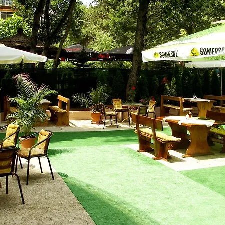 Sunny Paradise Family Hotel